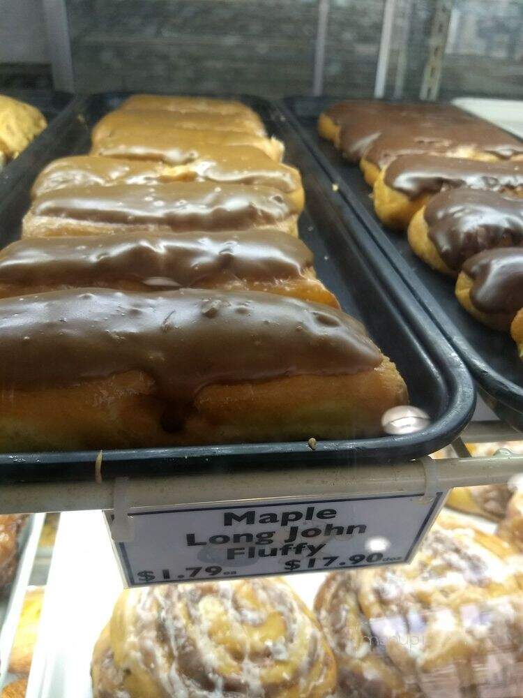 Doughdaddy's Doughnuts - Versailles, KY